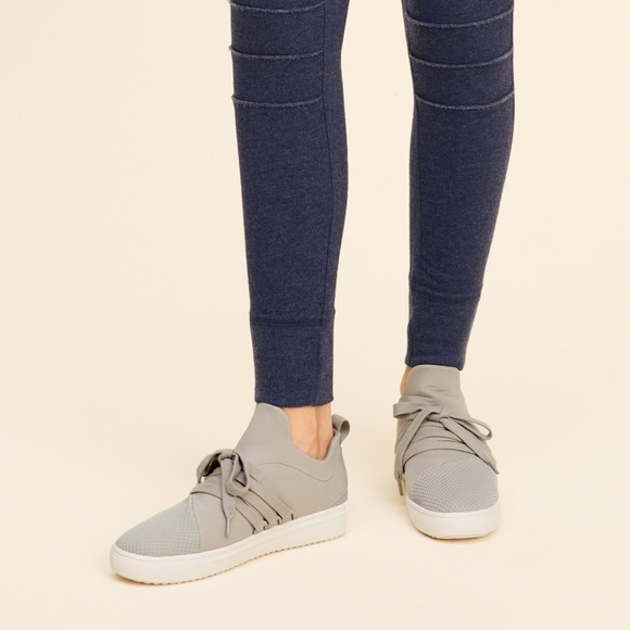 steve madden lancer grey
